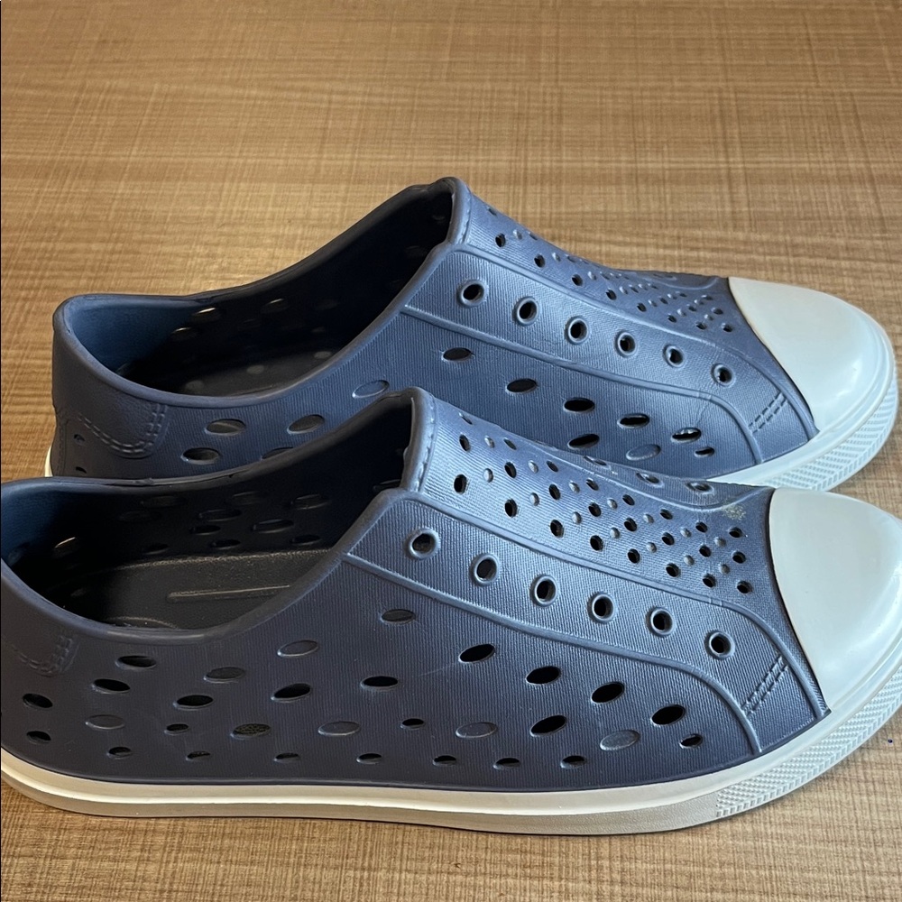 Men's Navy Blue Slip-On Sneakers
